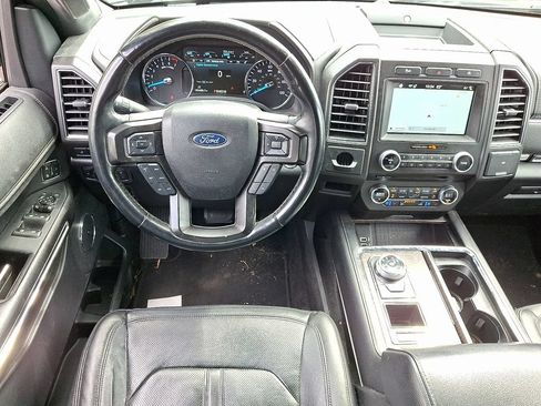 Used 2018 Ford Expedition Limited RWD image 10