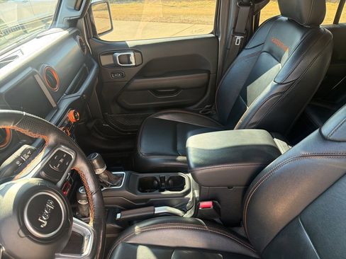 Used 2021 Jeep Gladiator Mojave image 8
