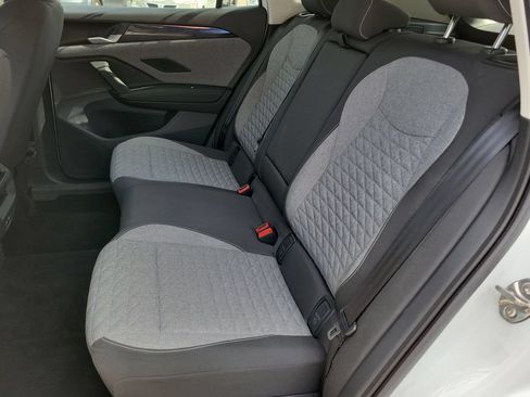 Used 2025 Volkswagen Tiguan S FWD image 17