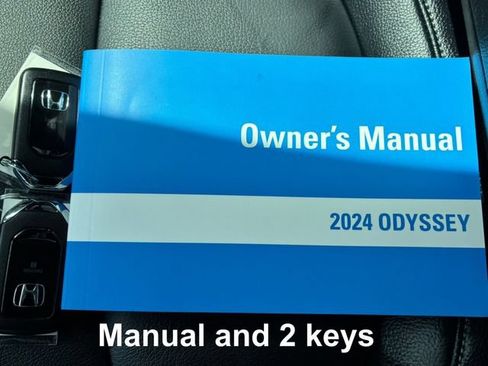 Used 2024 Honda Odyssey Touring image 32