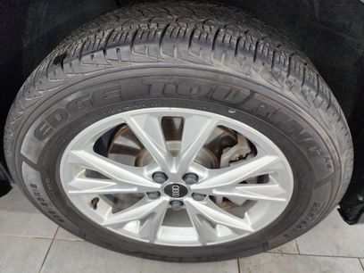 Used 2023 Audi Q3 2.0T Premium