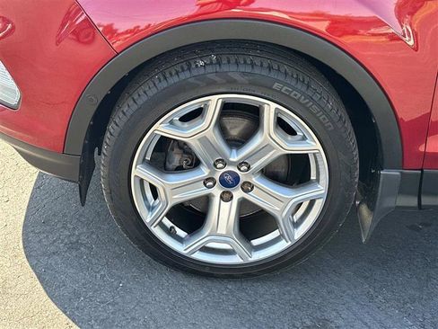 Used 2017 Ford Escape Titanium w/ Canadian Touring Package image 6