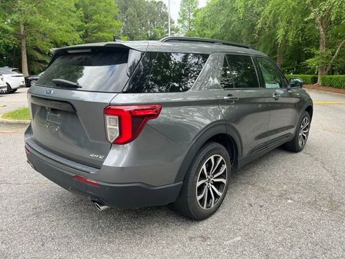 Used 2023 Ford Explorer ST-Line AWD/4WD image 9
