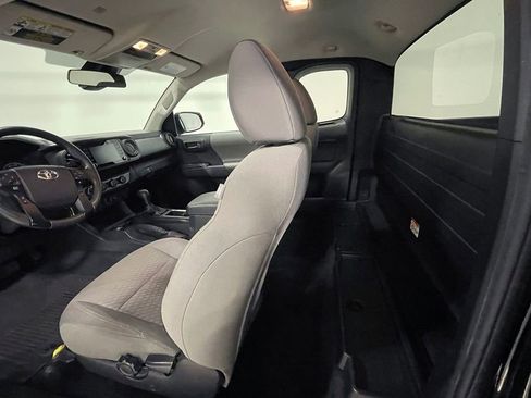 Used 2021 Toyota Tacoma SR image 22