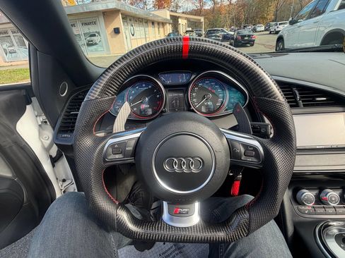 Used 2015 Audi R8 V10 image 15