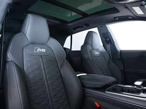 New 2026 Audi RS Q8 performance image 15