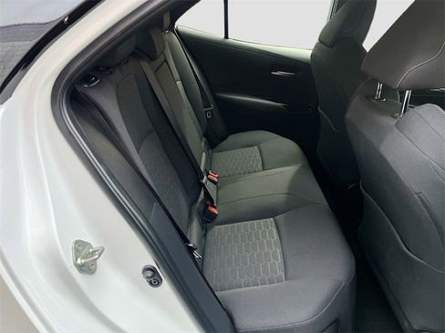 Used 2025 Toyota Corolla Hatchback image 25