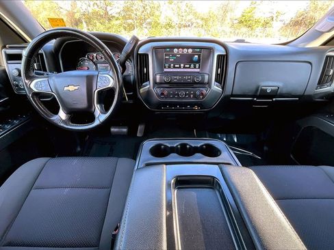 Certified 2018 Chevrolet Silverado 1500 LT w/ LT Fleet Convenience Package image 8