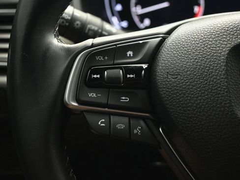 Used 2018 Honda Accord Sport image 23