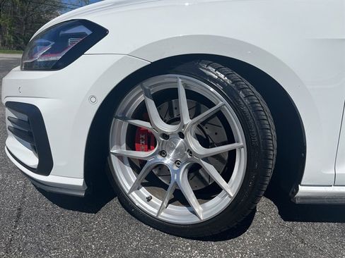 Used 2021 Volkswagen GTI Autobahn FWD image 12