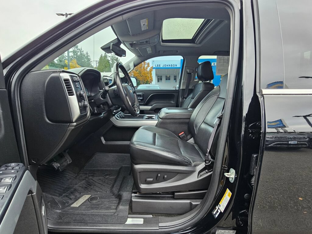 Used 2016 Chevrolet Silverado 1500 LTZ Z71 w/ LTZ Plus Package AWD/4WD image 24