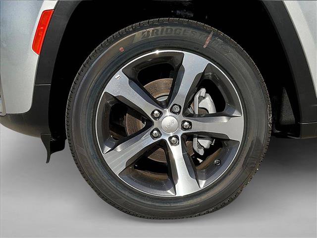 New 2026 Jeep Grand Cherokee L Limited w/ Limited Altitude Package RWD image 12