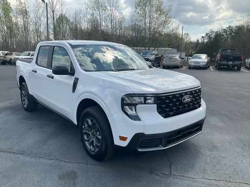New 2026 Ford Maverick XLT AWD/4WD image 3