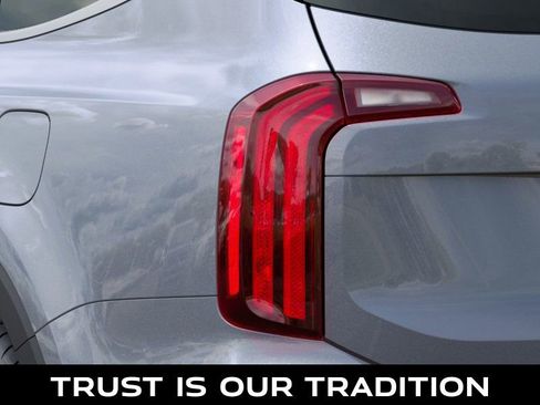 New 2025 Kia Telluride S image 11