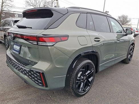 New 2026 Volkswagen Tiguan SE R-Line image 4