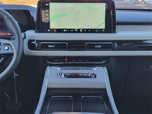 New 2026 Lincoln Aviator Reserve image 26