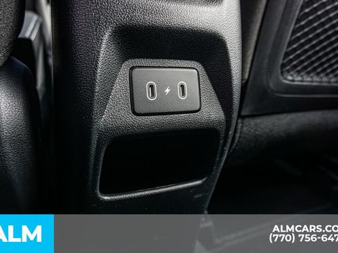 Used 2024 Hyundai Venue SEL FWD image 56