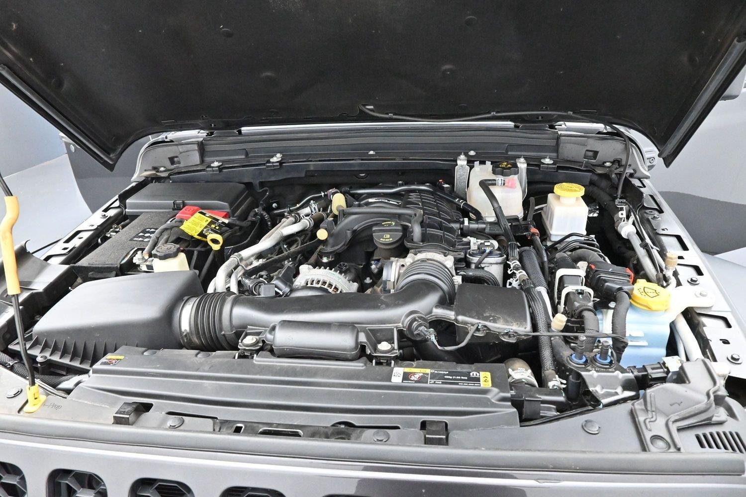 Used 2023 Jeep Gladiator Sport AWD/4WD image 29