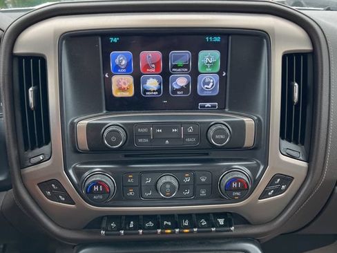 Used 2019 GMC Sierra 2500 Denali w/ Duramax Plus Package AWD/4WD image 21