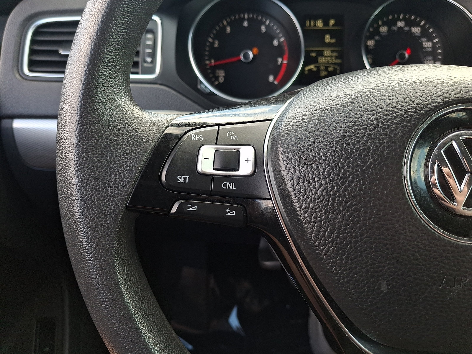 Used 2018 Volkswagen Jetta S FWD image 20