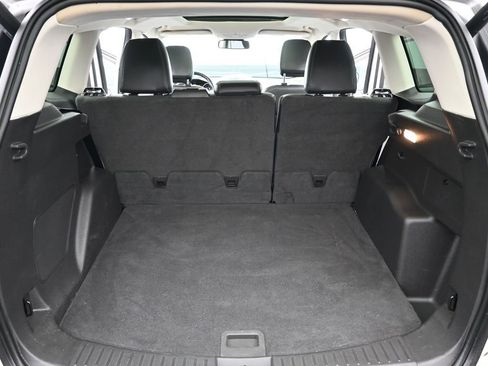 Used 2019 Ford Escape Titanium image 17