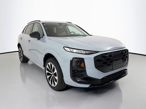 New 2026 Audi Q3 quattro 2.0T AWD/4WD image 1