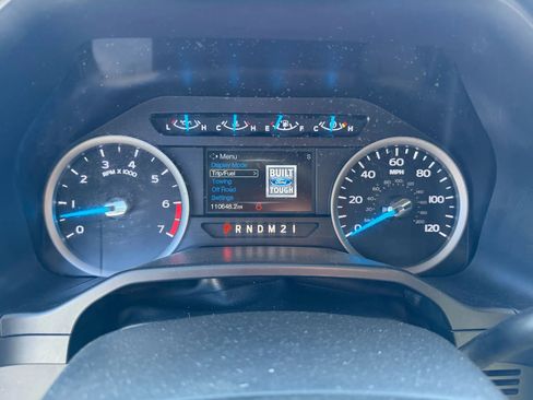 Used 2017 Ford F250 XLT w/ FX4 Off-Road Package AWD/4WD image 14