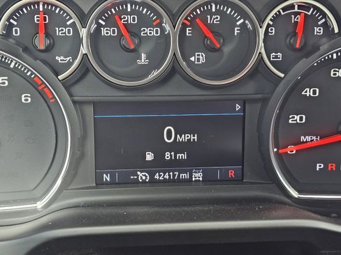 Used 2022 Chevrolet Silverado 1500 LT image 17