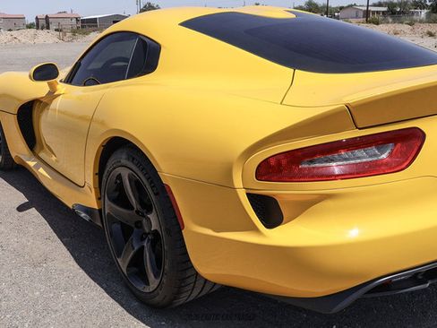 Used 2014 SRT Viper SRT-10 w/ Grand Touring Package RWD image 42