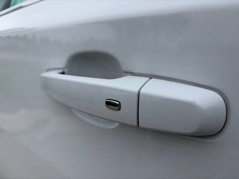 Used 2018 Chevrolet Traverse LT AWD/4WD image 46