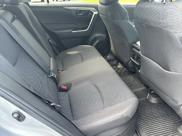 Certified 2024 Toyota RAV4 LE AWD/4WD image 12