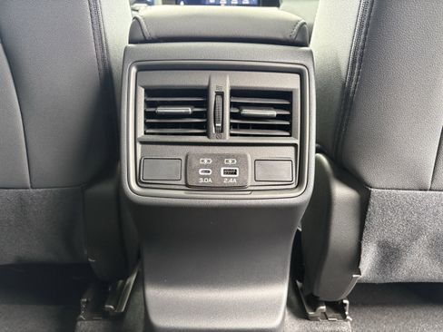 New 2026 Subaru Outback Premium w/ Premium/Limited Package AWD/4WD image 33