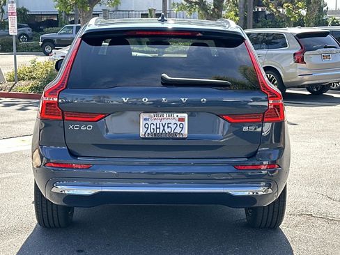 Certified 2023 Volvo XC60 B5 Plus w/ Climate Package image 5