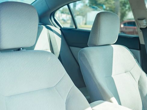 Used 2013 Honda Civic LX image 25