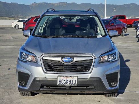 Used 2019 Subaru Forester Premium AWD/4WD image 7