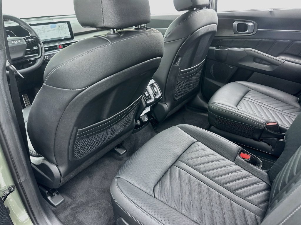 Certified 2026 Kia Sorento SX Prestige AWD/4WD image 25