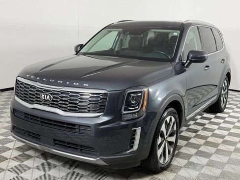 Used 2020 Kia Telluride EX w/ EX Premium Package image 10