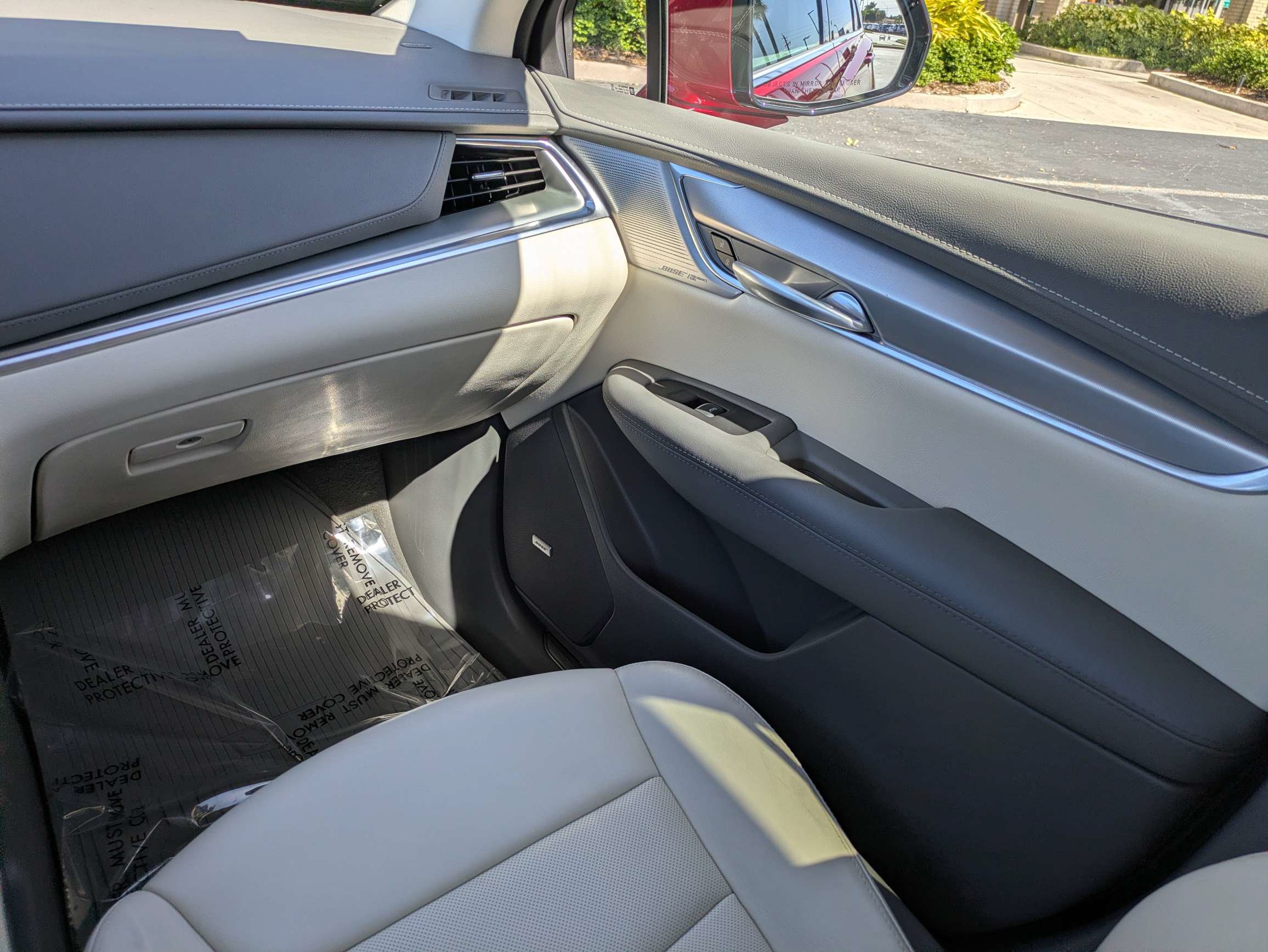 Used 2024 Cadillac XT5 Premium Luxury w/ Technology Package FWD image 15