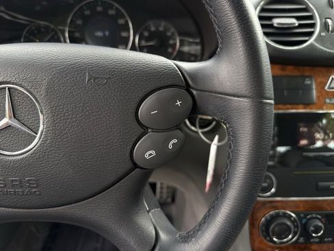 Used 2006 Mercedes-Benz CLK 350 Coupe image 16