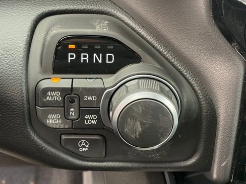 New 2026 RAM 1500 4x4 Crew Cab image 25