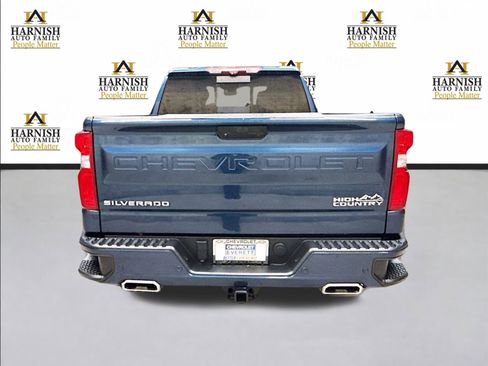 Used 2021 Chevrolet Silverado 1500 High Country w/ Technology Package image 7