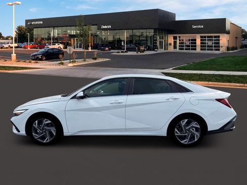 New 2026 Hyundai Elantra Limited image 3