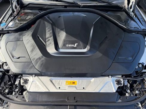 Used 2023 BMW i4 eDrive35 image 32