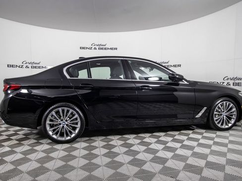 Used 2023 BMW 530i w/ Convenience Package RWD image 4