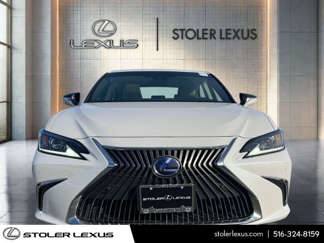 Used 2020 Lexus ES 300h w/ Premium Package FWD image 2