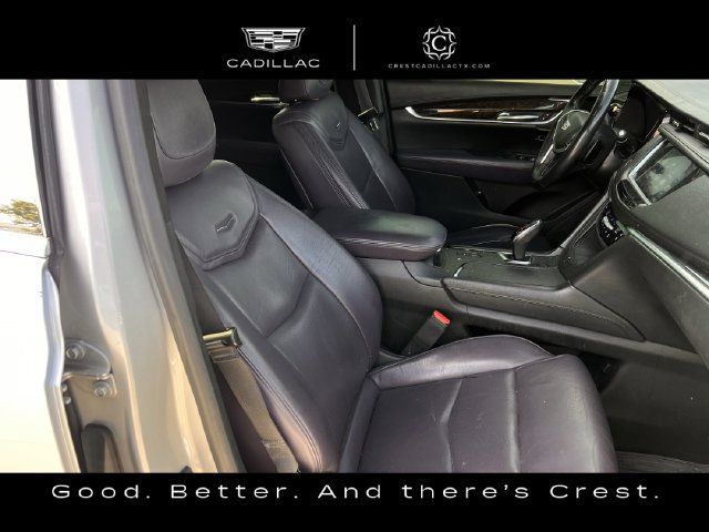 Used 2017 Cadillac XT5 Premium Luxury FWD image 26