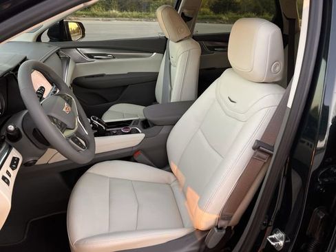 New 2026 Cadillac XT5 Premium Luxury image 21