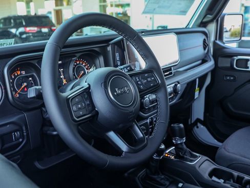 New 2026 Jeep Gladiator Rubicon image 14