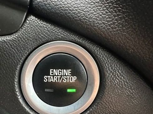 Used 2019 Chevrolet Equinox LT image 12