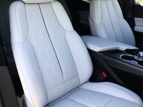 Used 2026 Cadillac Lyriq Premium Sport w/ LPO, Floor Liner Package RWD image 23